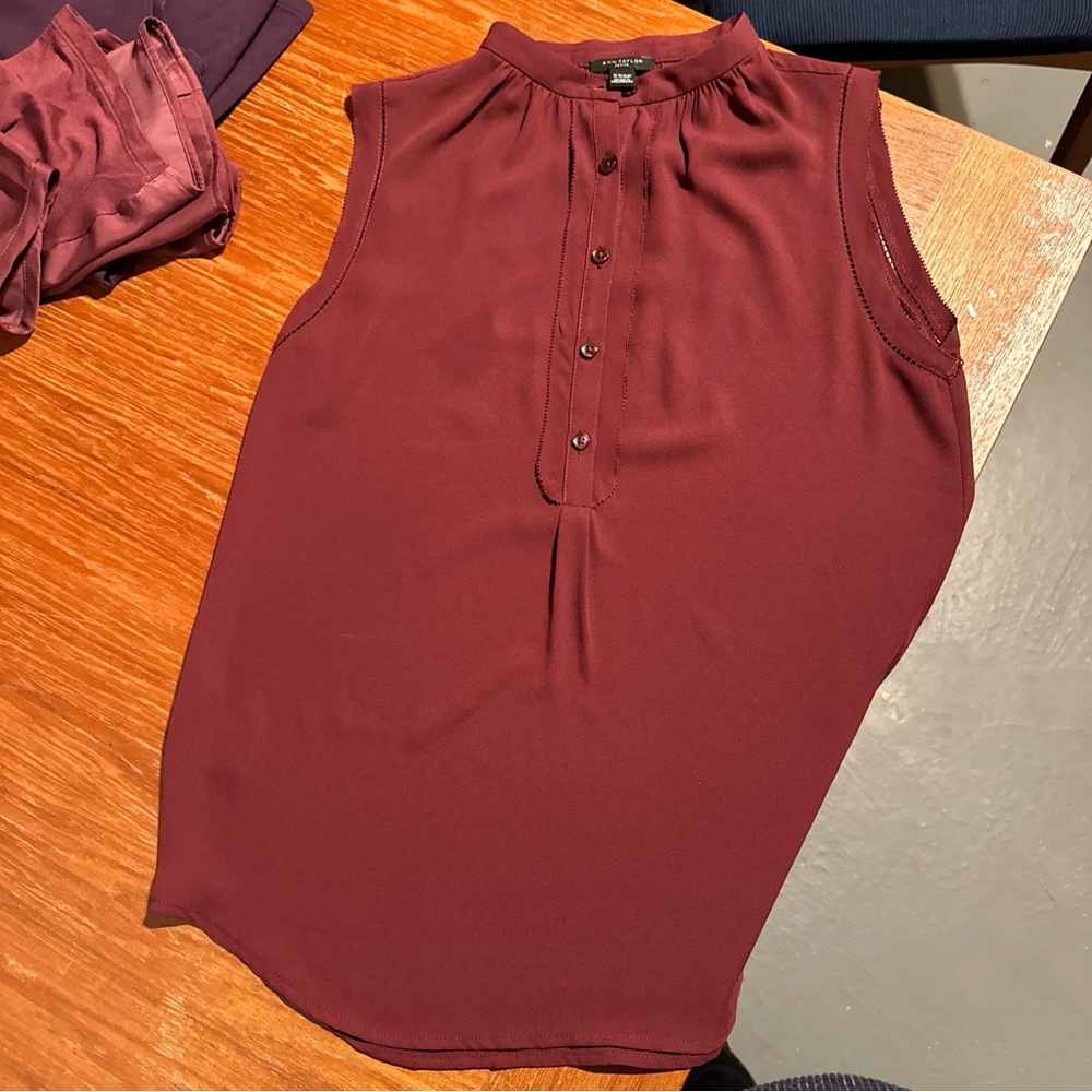 Women’s Tops Lot 4 For $20 Size Petite S/XS - Picture 8 of 11
